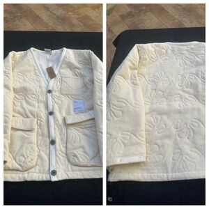 NWT Wasted Collective Cream Chore Coat Size Small
Made in Japan